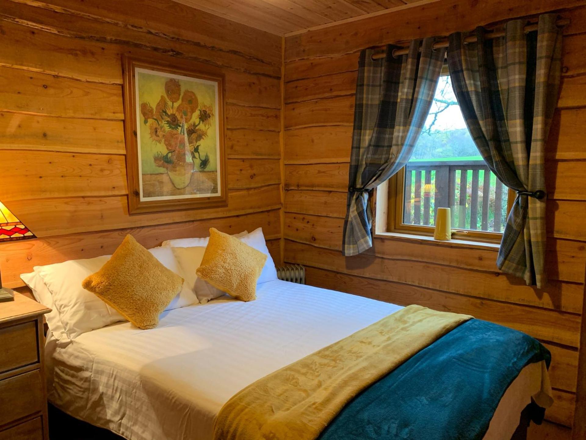Loch Aweside Forest Cabins Dalavich Zimmer foto